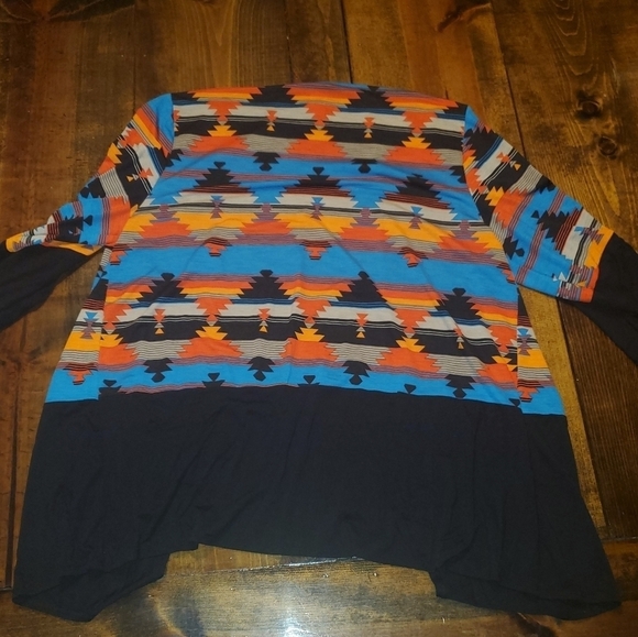 Aztec Print Cardigan Top Long Sleeve - Picture 8 of 12